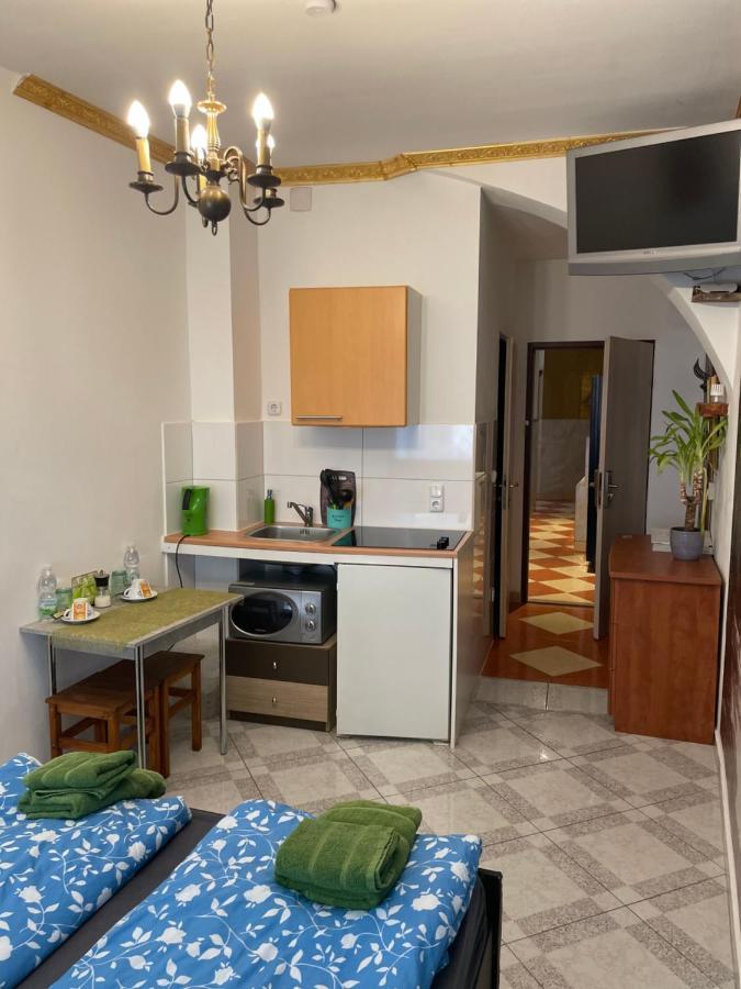 Viktoria Hostel เวียนนา ภายนอก รูปภาพ