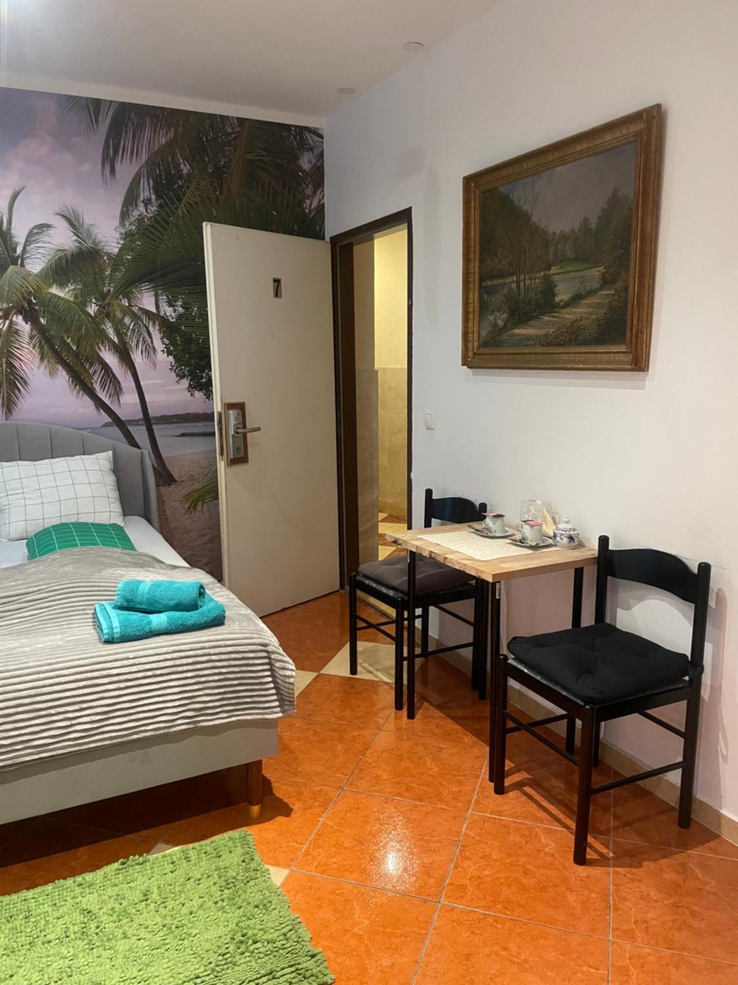 Viktoria Hostel เวียนนา ภายนอก รูปภาพ