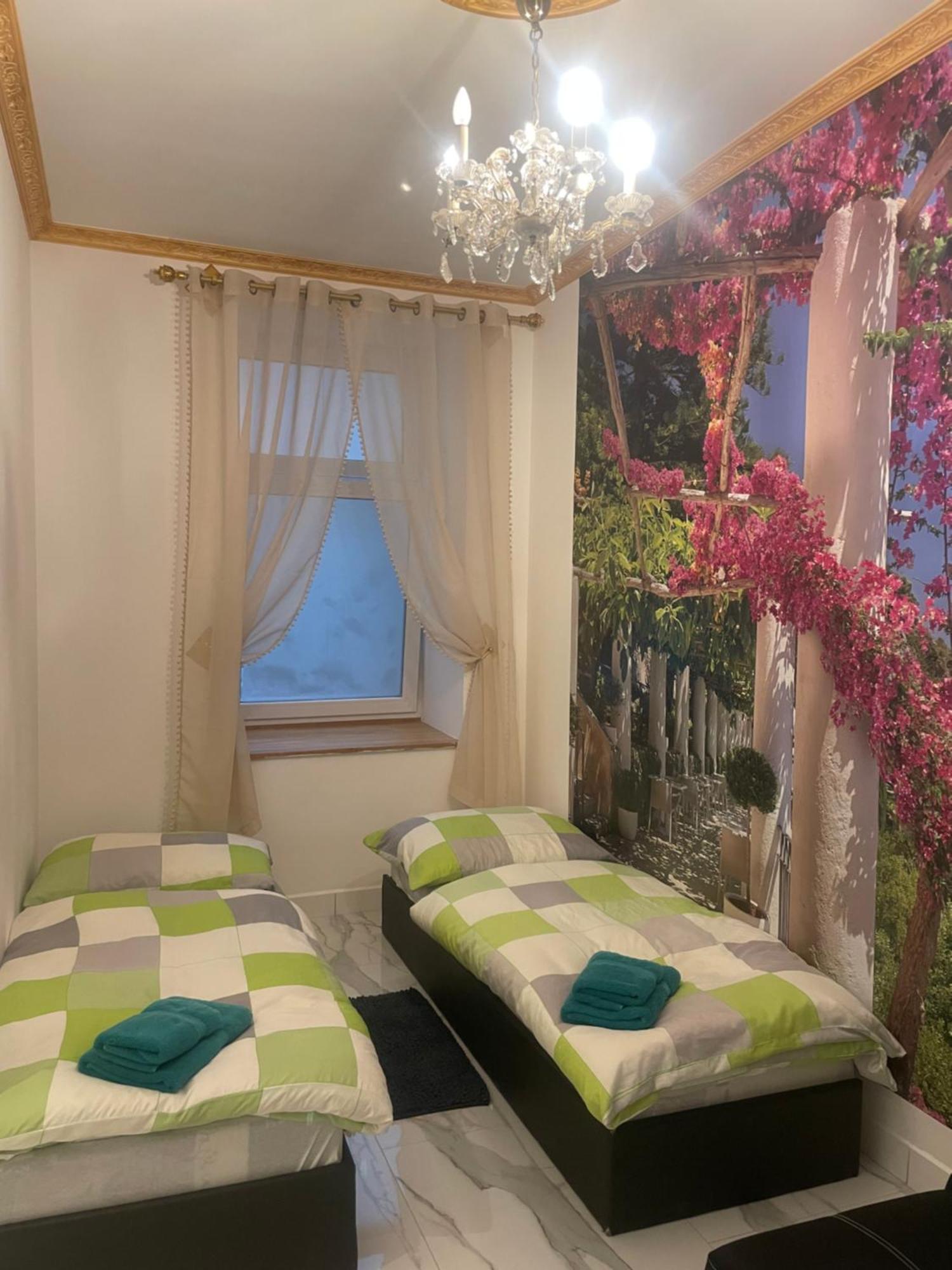 Viktoria Hostel เวียนนา ภายนอก รูปภาพ