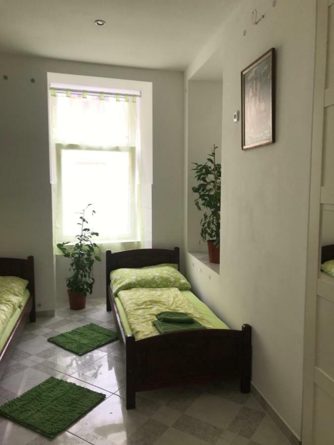 Viktoria Hostel เวียนนา ภายนอก รูปภาพ